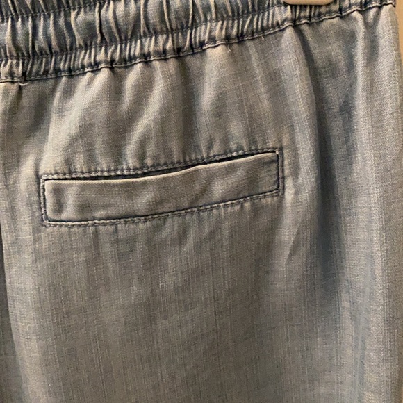 Chambray Paperbag Shorts Size XS Like New Vince Camuto - Picture 3 of 8